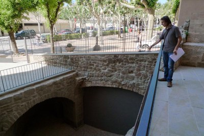 El bisbat i l’Ajuntament de Solsona obren les portes de les úniques restes del fossat medieval museïtzades  