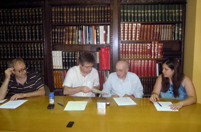 Rodríguez i Casafont, al centre, en la signatura del conveni, juntament amb Torner i Alarcón