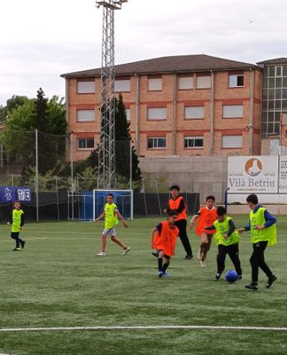 L’extraescolar “Futbol+” s’integra en la dinàmica del CF Solsona