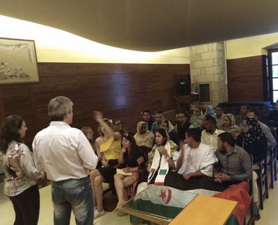 Una vintena de joves estrangers d’Erasmus+ visiten Solsona en el segon aniversari de l’1-O